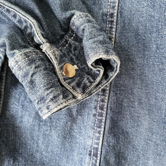 Asos medium wash button down women's denim shirt Size 6 - Picture 6 of 12